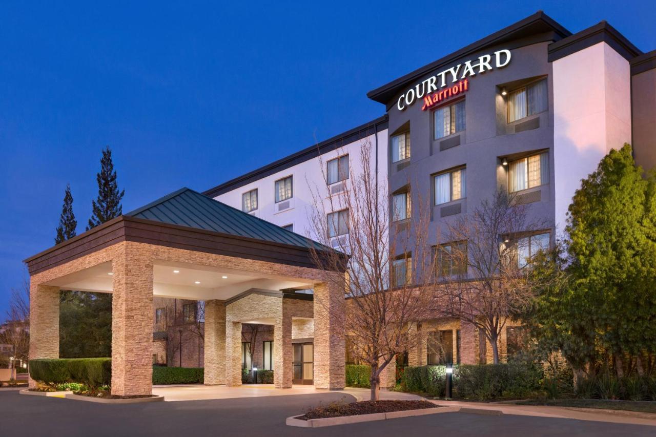 Hotel Courtyard By Marriott Sacramento Folsom Exterior foto