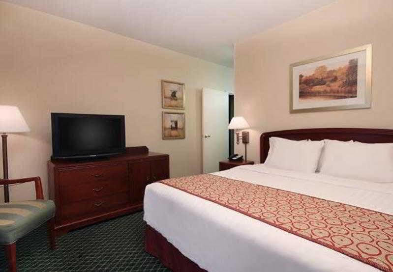 Hotel Courtyard By Marriott Sacramento Folsom Exterior foto